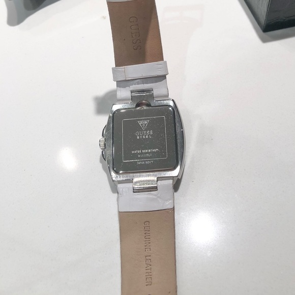 Guess Watch with White Leather Strap - Picture 4 of 7